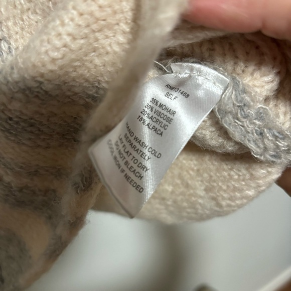 New FATE Cream/Blue Cream Gray Striped Mohair Alpaca Turtleneck Sweater Size M - Picture 7 of 7